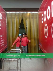 Thi công rèm nhựa nhanh chóng, hiệu quả